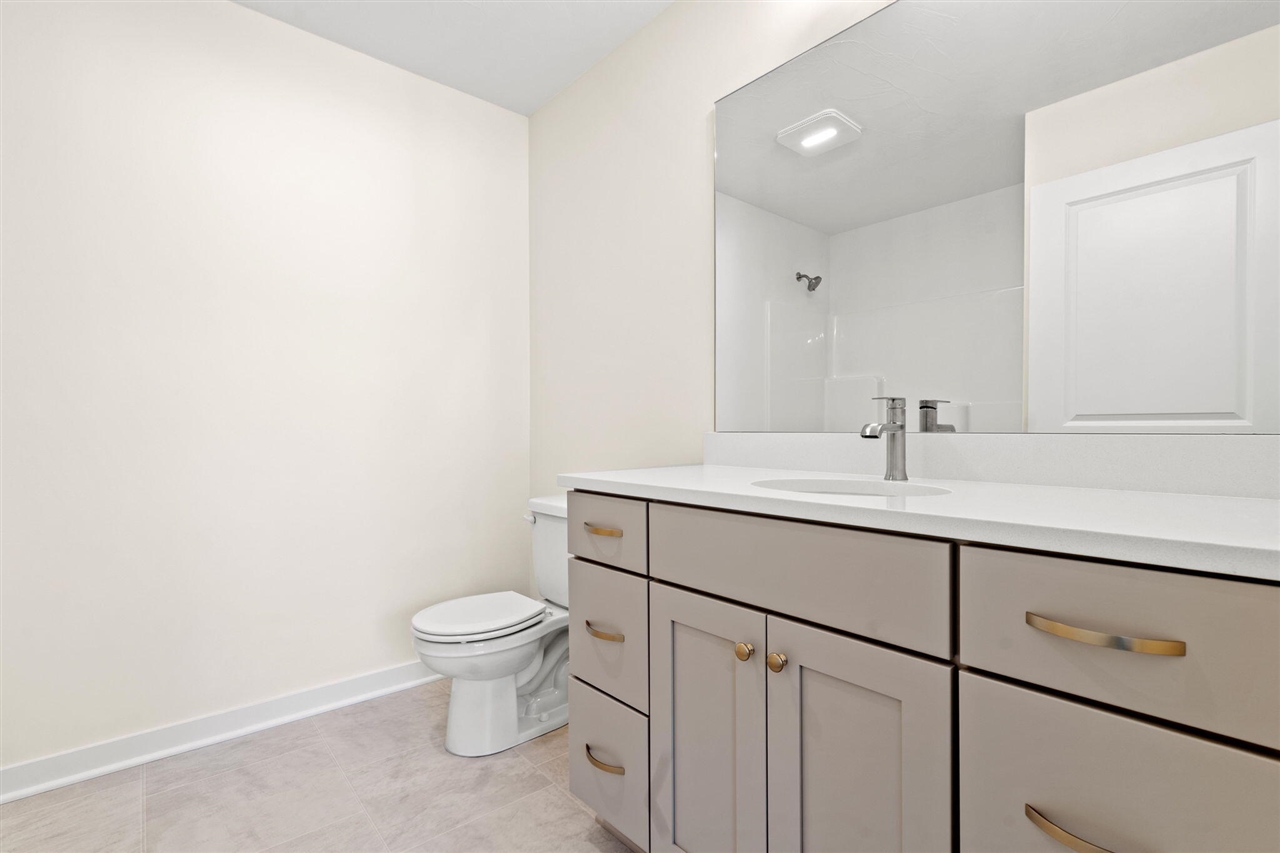 1968 S Shorewood Lane, Holland, MI, 49423-4314
