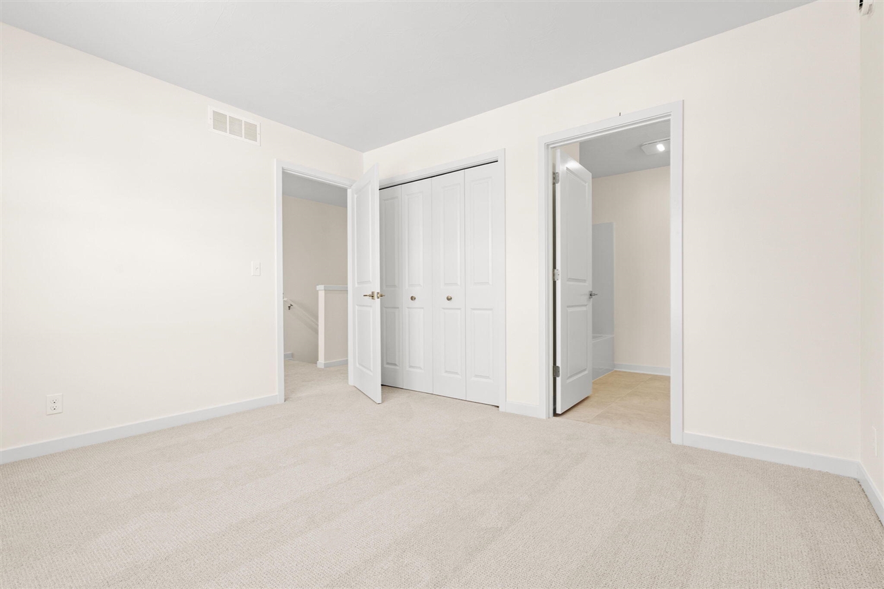 1968 S Shorewood Lane, Holland, MI, 49423-4314