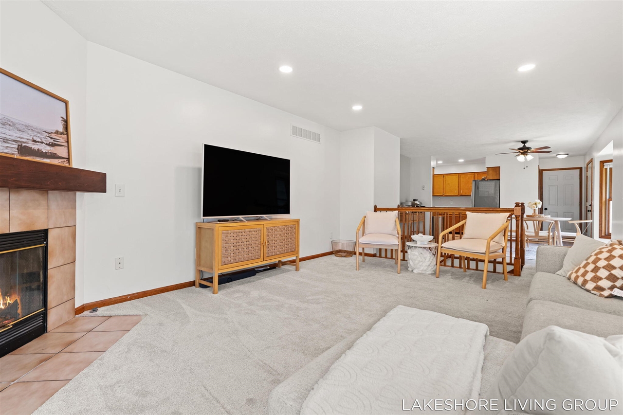 1065 Superior Court, Holland, MI, 49424-2526