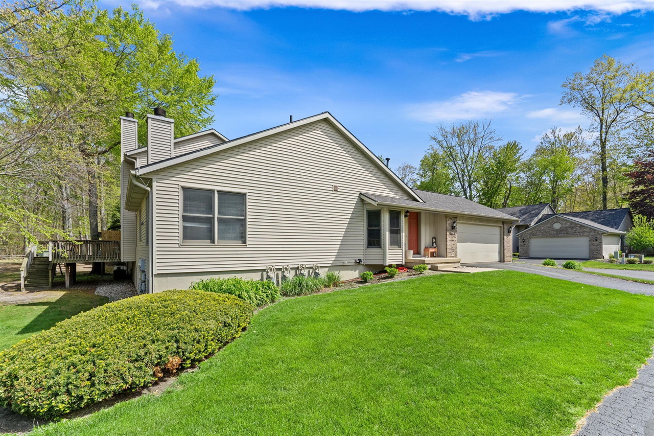 1065 Superior Court, Holland, MI, 49424-2526