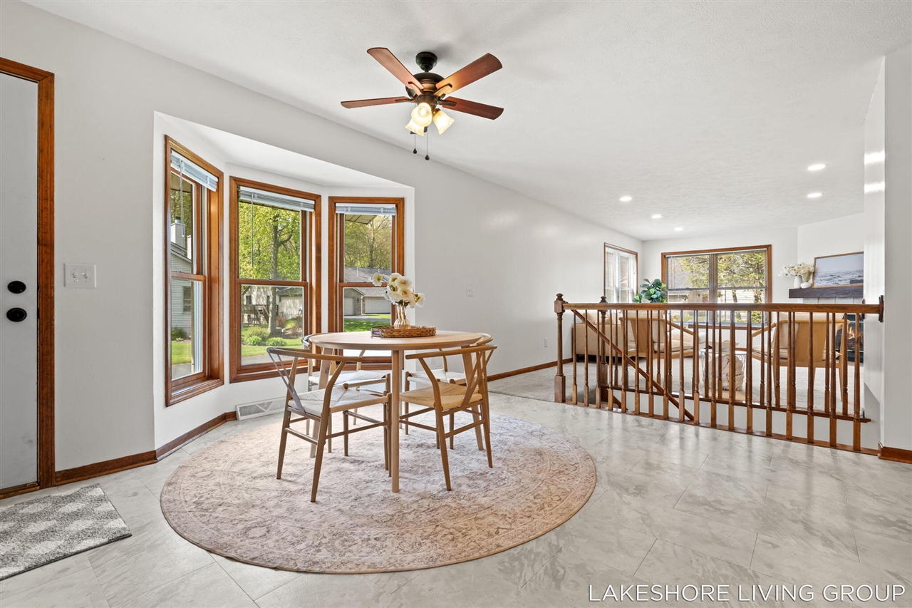 1065 Superior Court, Holland, MI, 49424-2526