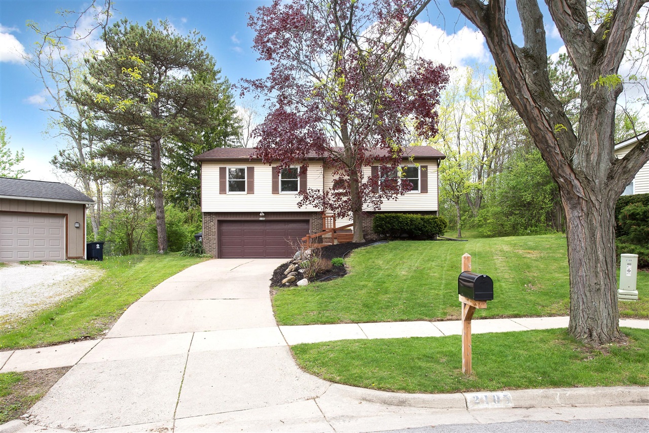 2105 Foss Court, Ann Arbor, MI, 48103-2401