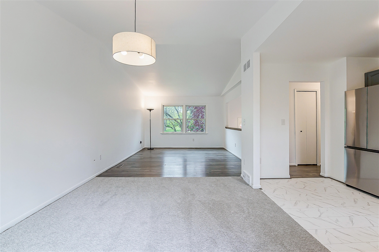 2105 Foss Court, Ann Arbor, MI, 48103-2401