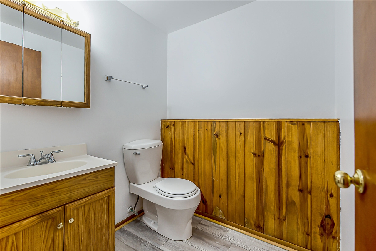 2105 Foss Court, Ann Arbor, MI, 48103-2401