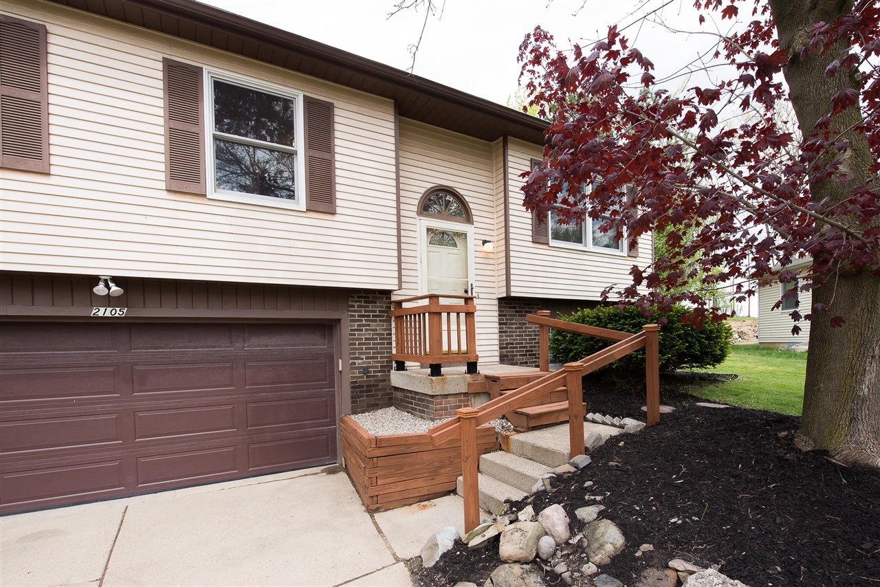 2105 Foss Court, Ann Arbor, MI, 48103-2401
