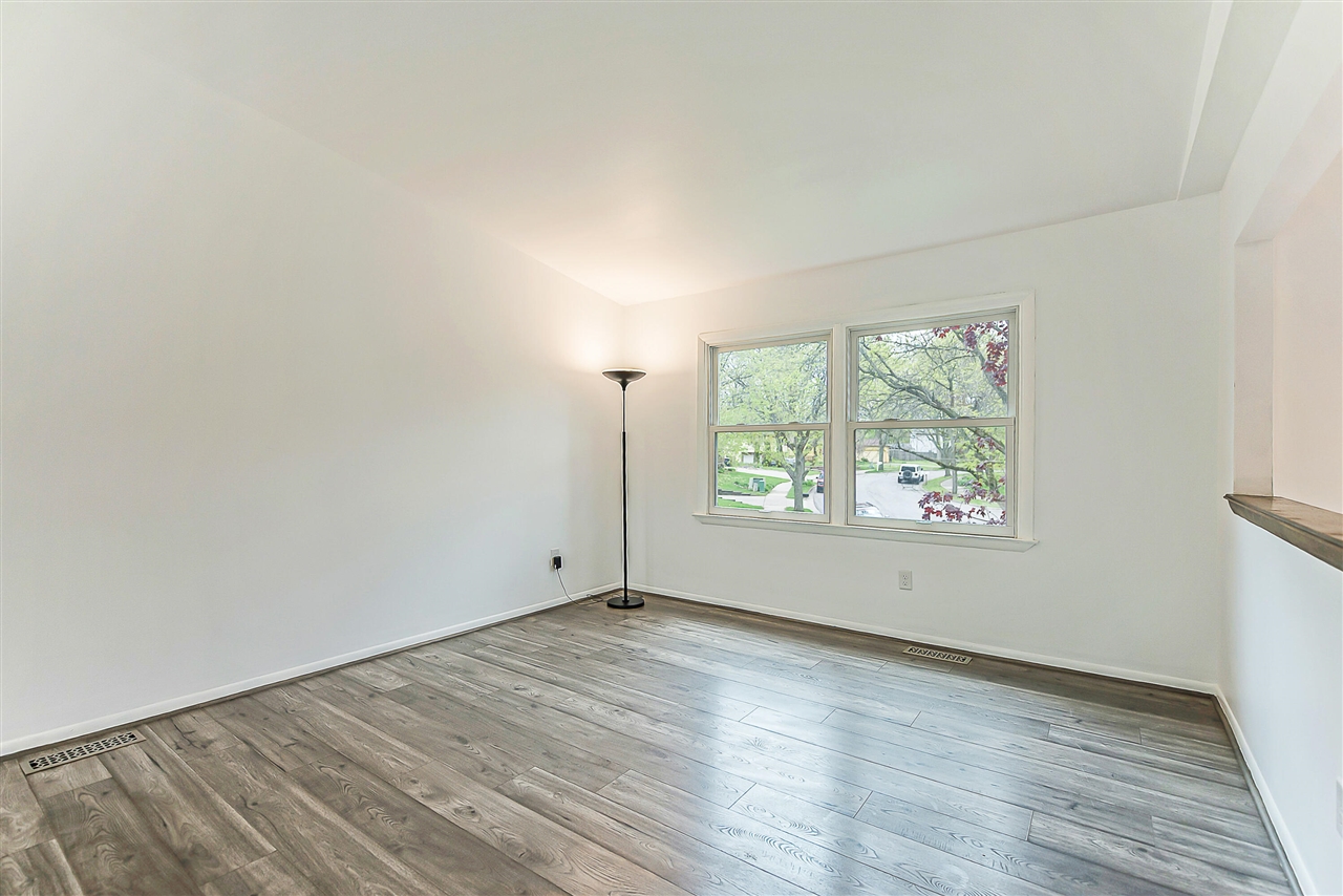 2105 Foss Court, Ann Arbor, MI, 48103-2401