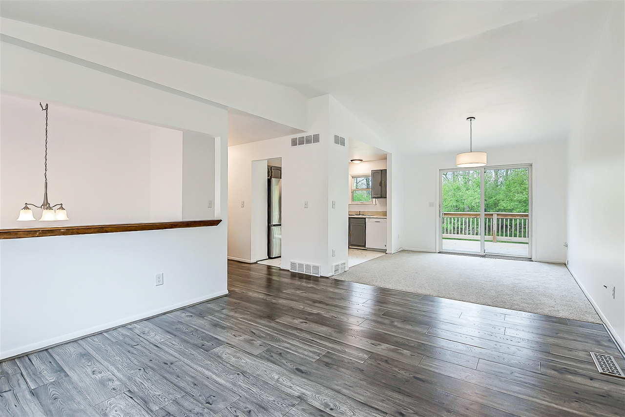 2105 Foss Court, Ann Arbor, MI, 48103-2401