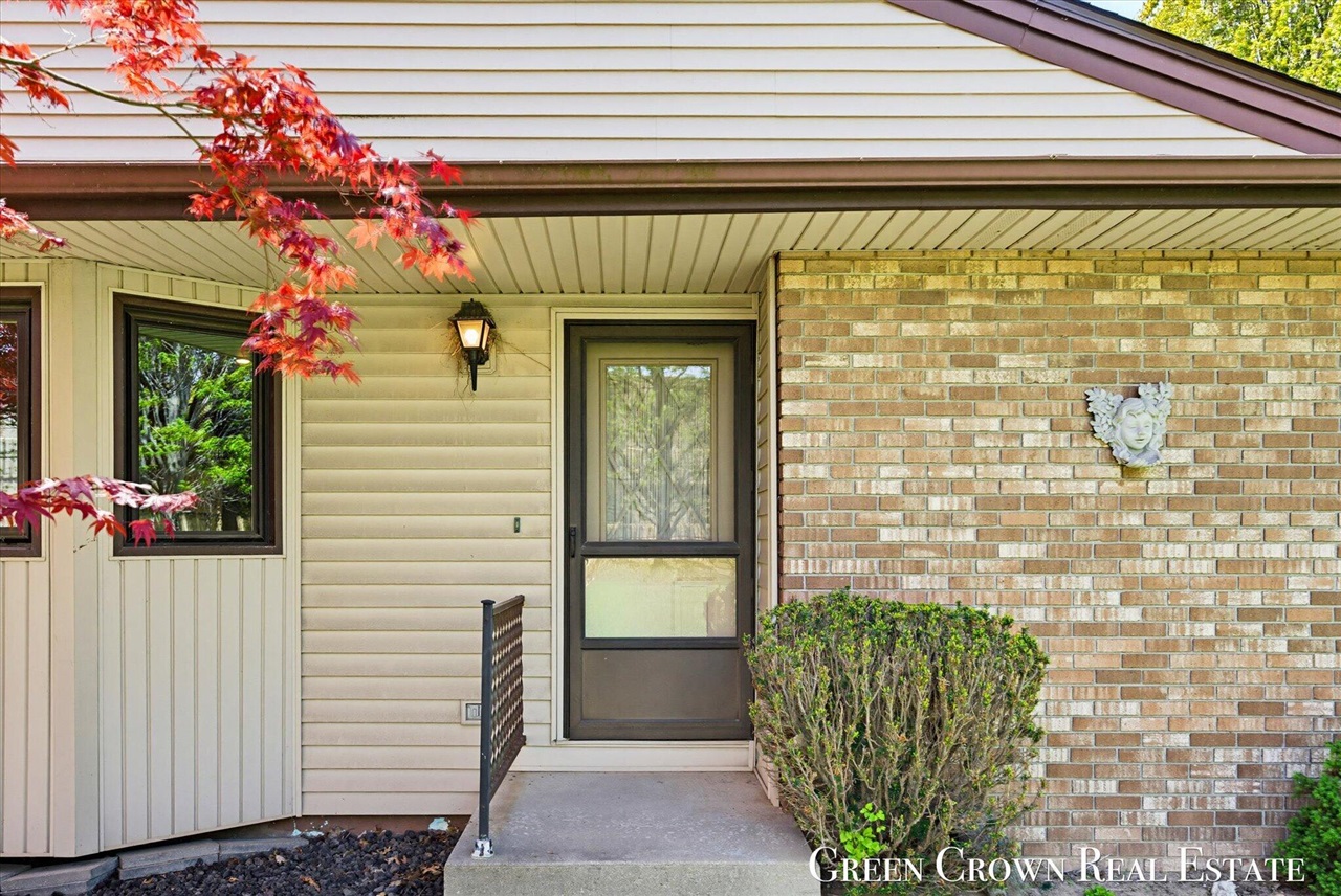 580 Gardenview Drive, Byron Center, MI, 49315-8341