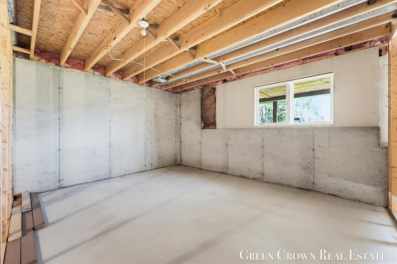 580 Gardenview Drive, Byron Center, MI, 49315-8341