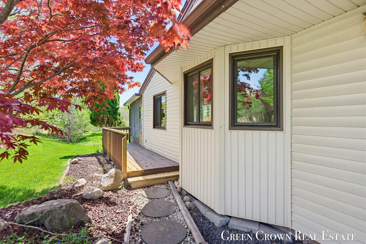 580 Gardenview Drive, Byron Center, MI, 49315-8341