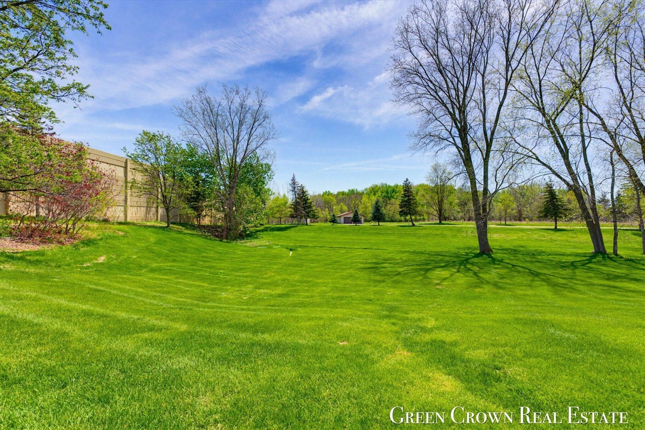 580 Gardenview Drive, Byron Center, MI, 49315-8341