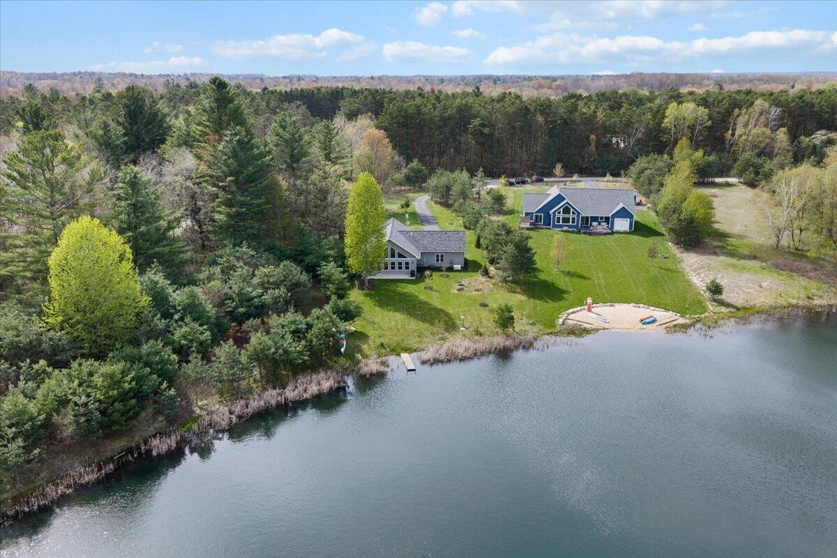 6619 Donegal Court, Canadian Lakes, MI, 49346-9128