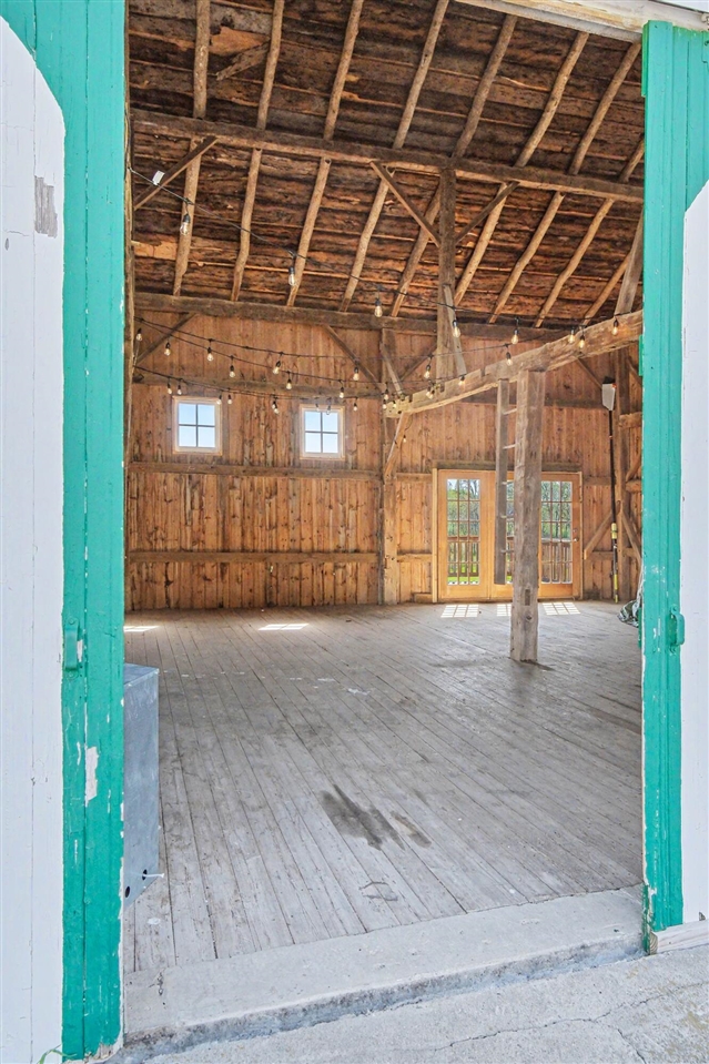 8885 Burmeister Road, Saline, MI, 48176-9653