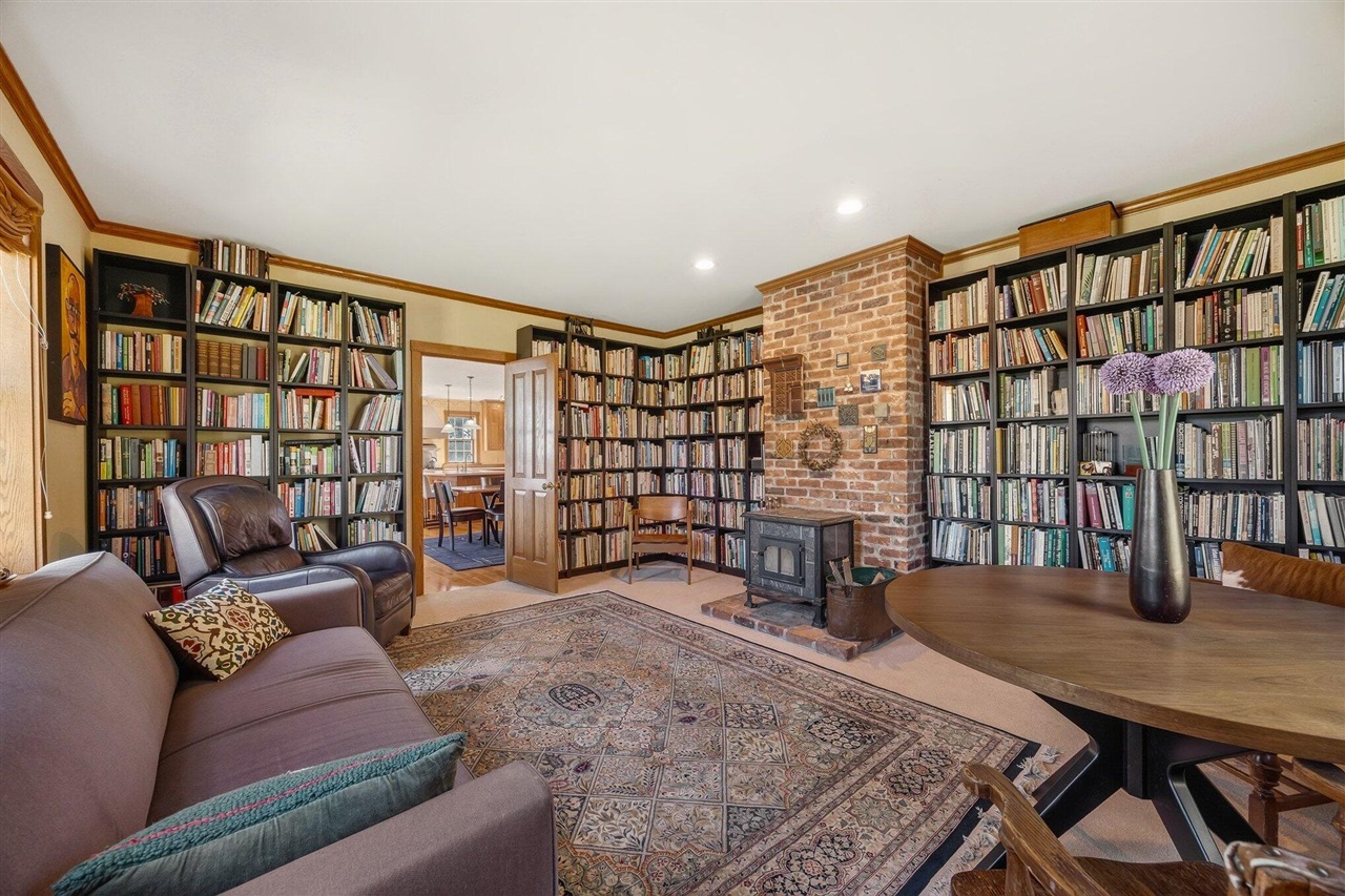 8885 Burmeister Road, Saline, MI, 48176-9653