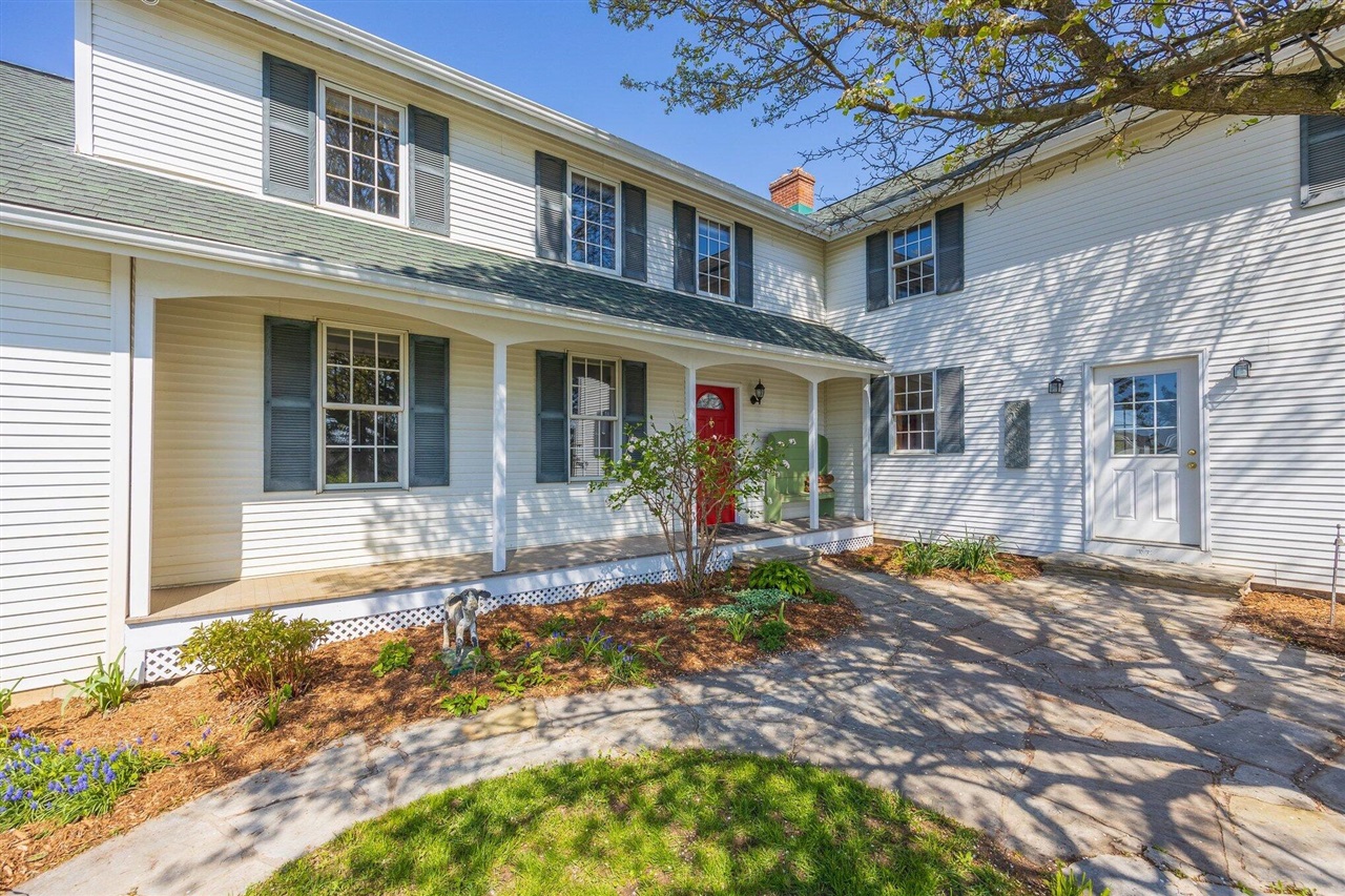 8885 Burmeister Road, Saline, MI, 48176-9653