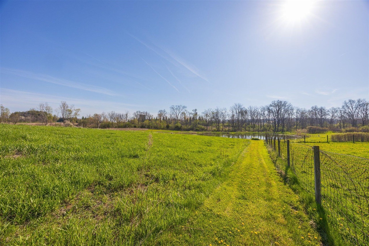 8885 Burmeister Road, Saline, MI, 48176-9653