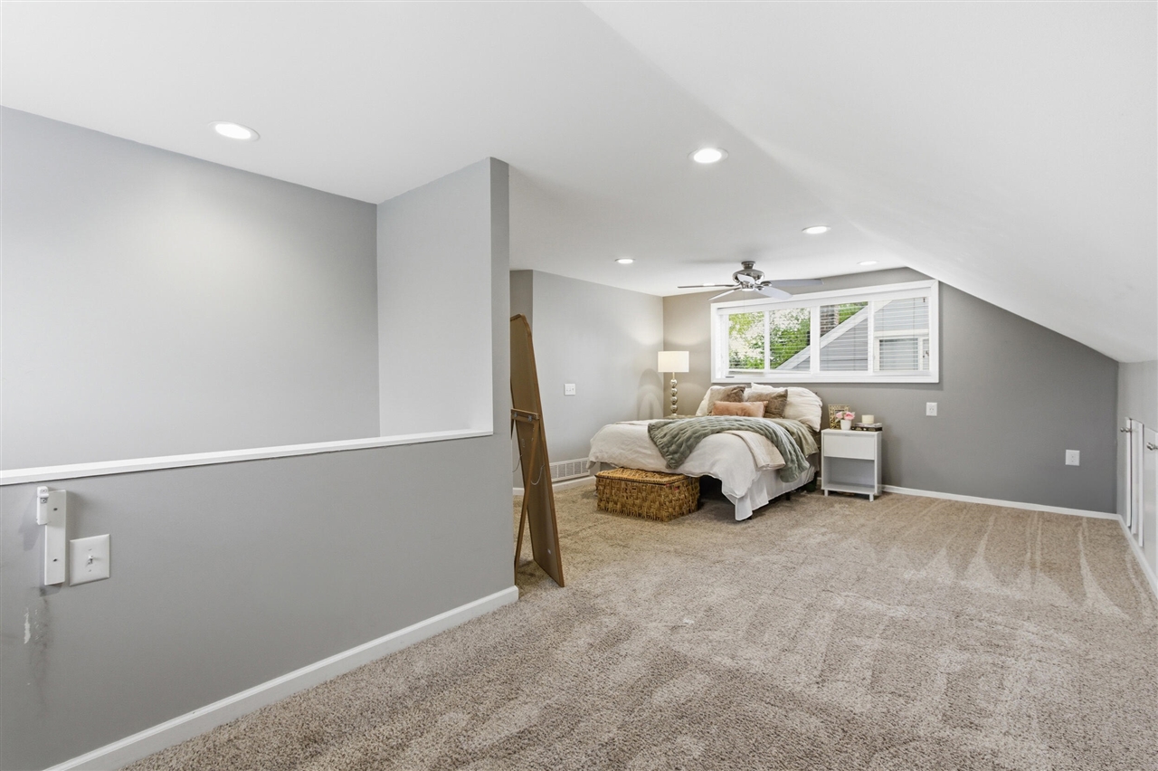 3224 N Wilson Avenue, Royal Oak, MI, 48073-3581