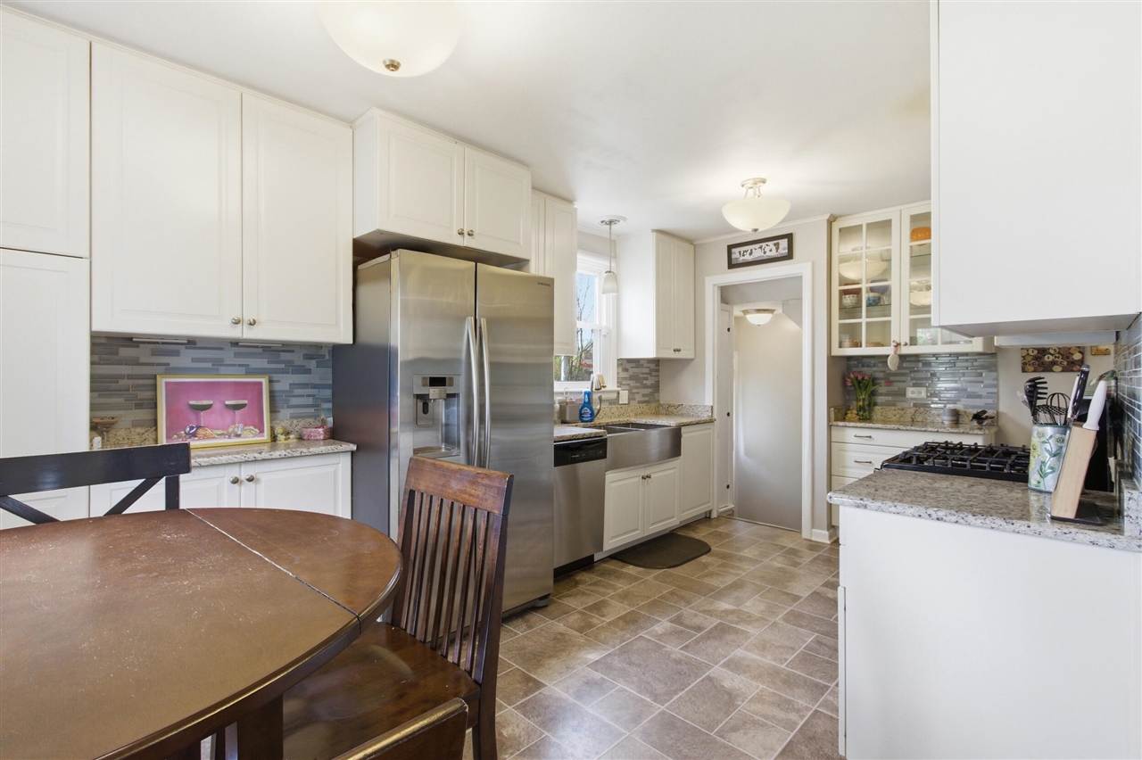 3224 N Wilson Avenue, Royal Oak, MI, 48073-3581