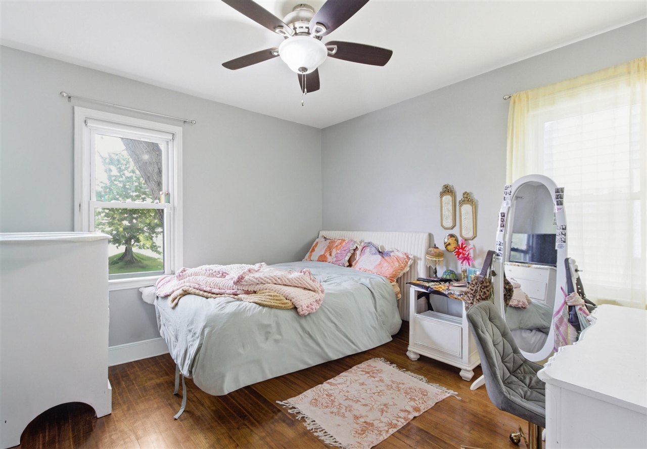 3224 N Wilson Avenue, Royal Oak, MI, 48073-3581