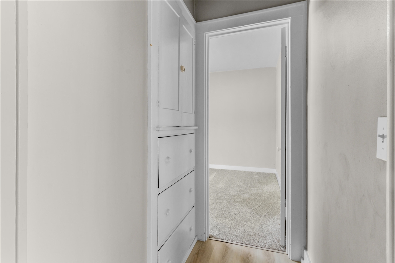 819 Harding Street, Grand Rapids, MI, 49544-1838