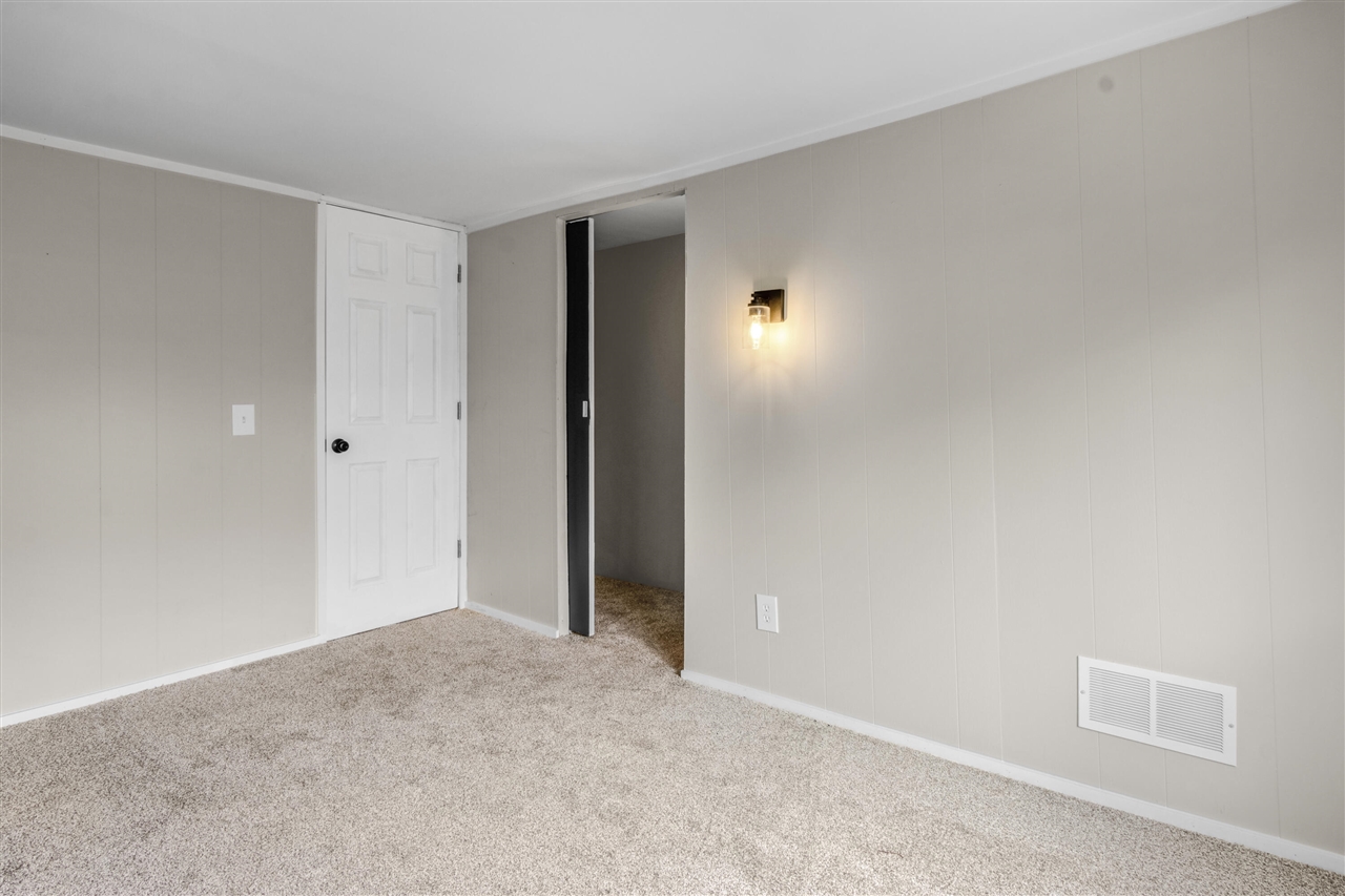 819 Harding Street, Grand Rapids, MI, 49544-1838