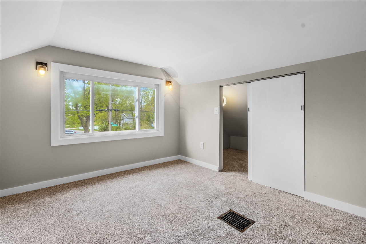 819 Harding Street, Grand Rapids, MI, 49544-1838