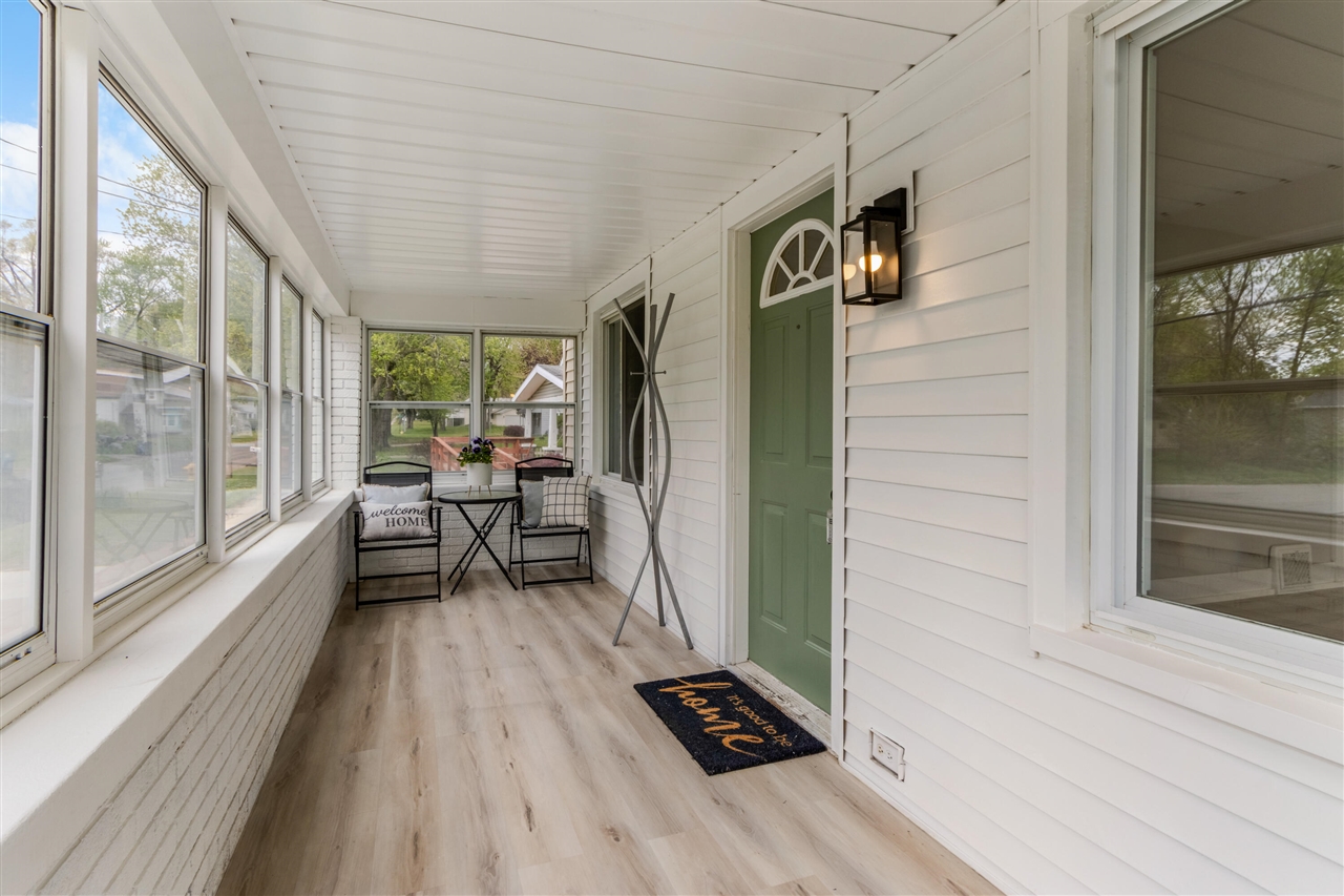 819 Harding Street, Grand Rapids, MI, 49544-1838