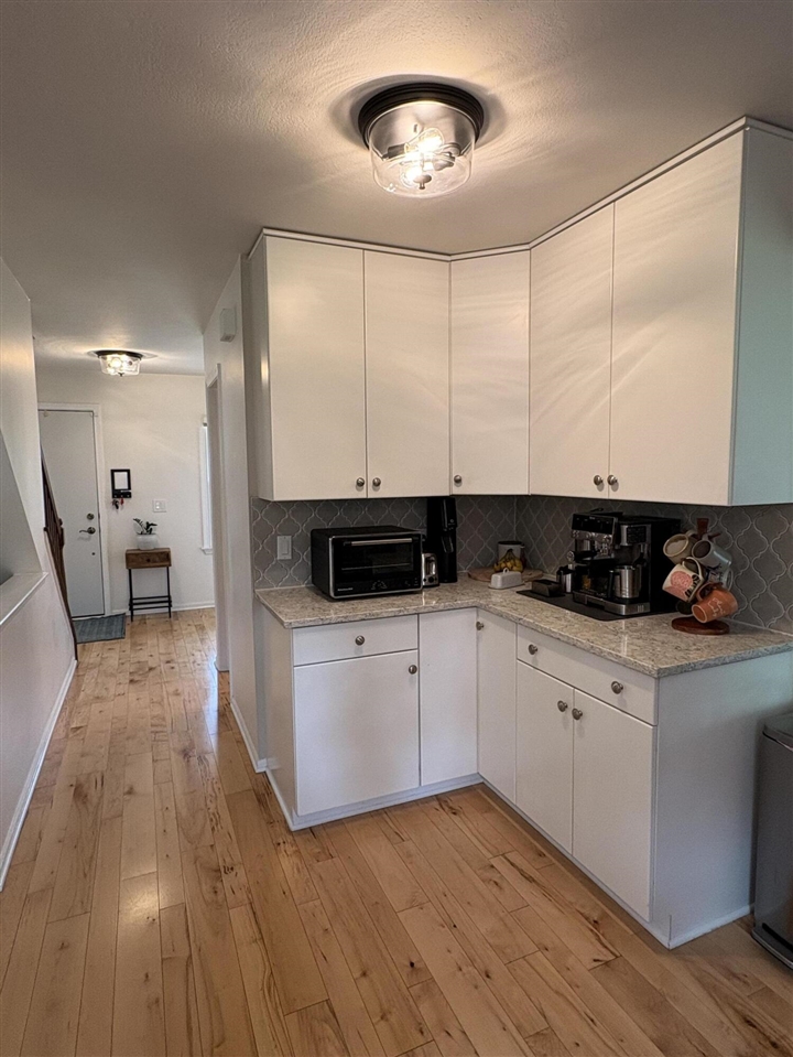 5255 Applewood Drive, Ypsilanti, MI, 48197-8351