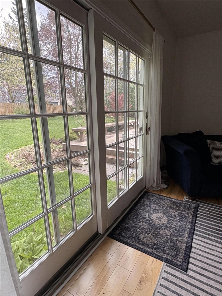 5255 Applewood Drive, Ypsilanti, MI, 48197-8351