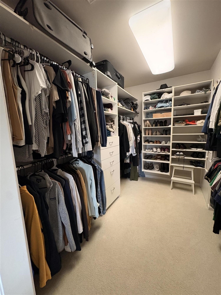 5255 Applewood Drive, Ypsilanti, MI, 48197-8351