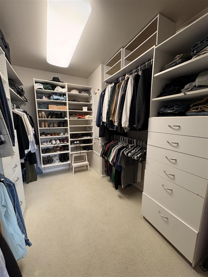 5255 Applewood Drive, Ypsilanti, MI, 48197-8351