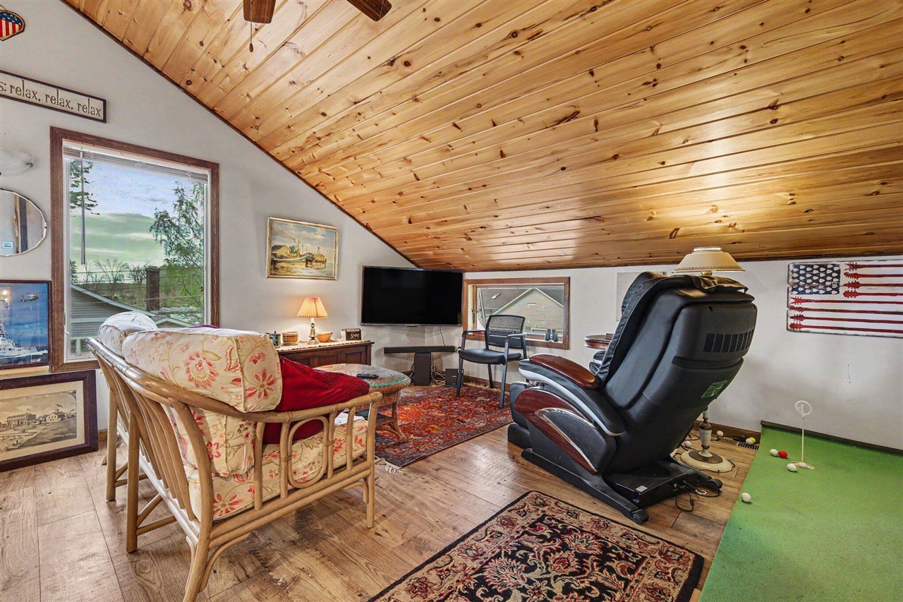 14651 Mercury Drive, Grand Haven, MI, 49417-9703