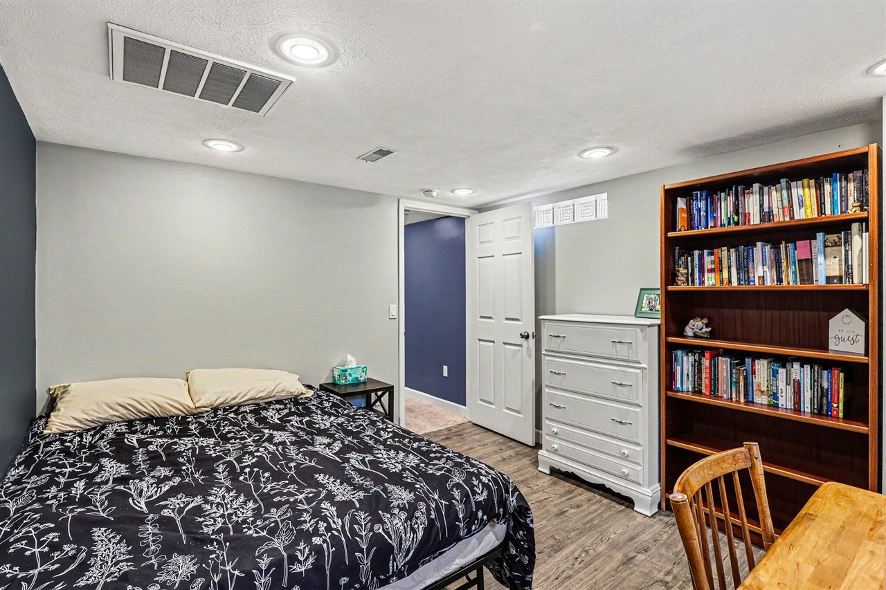 5524 Park Avenue, Hudsonville, MI, 49426-1247