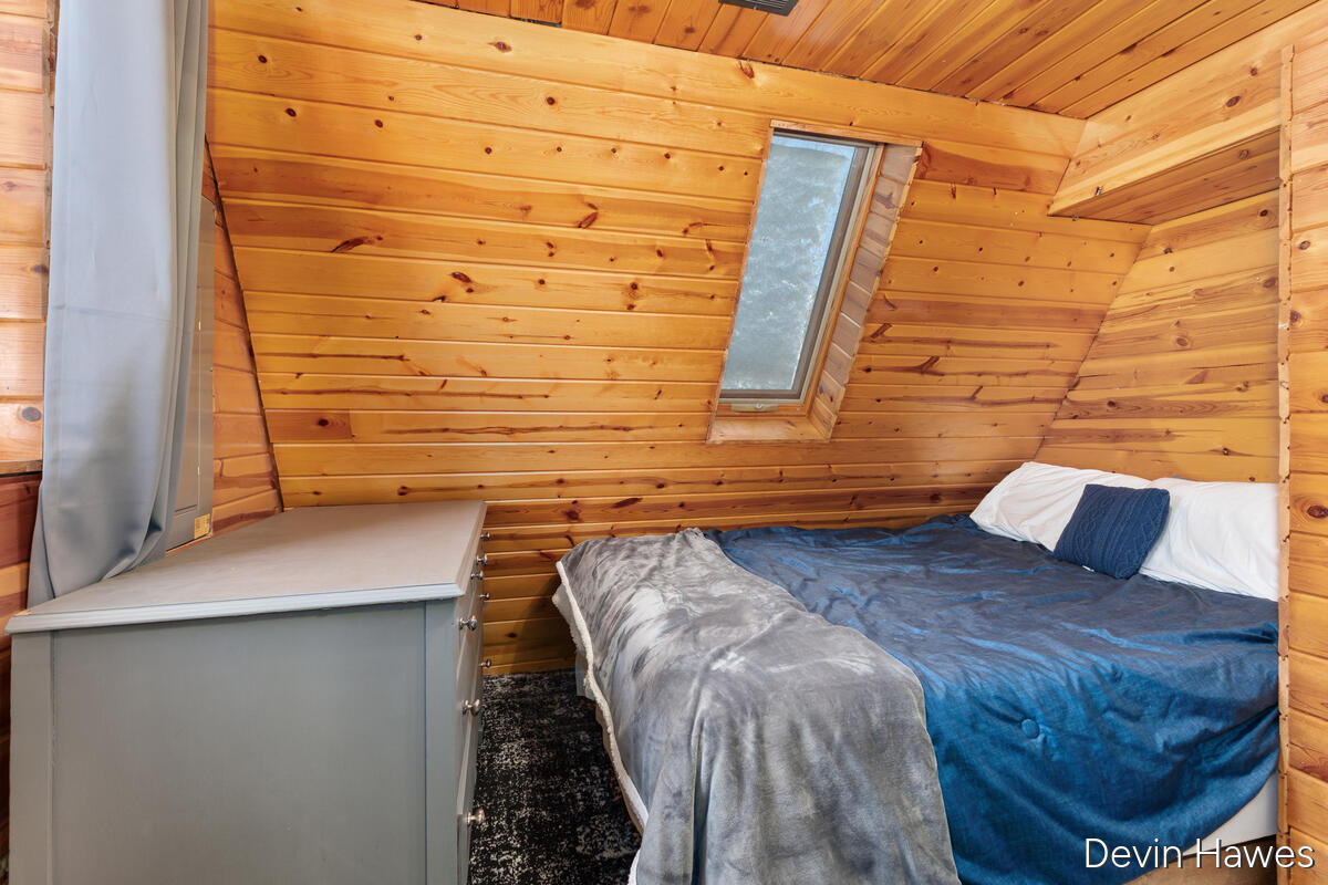 259 Ivason Drive, Stanton, MI, 48888-9216
