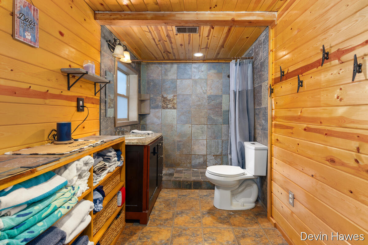 259 Ivason Drive, Stanton, MI, 48888-9216