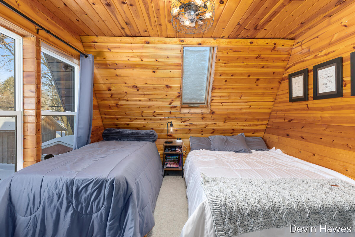 259 Ivason Drive, Stanton, MI, 48888-9216