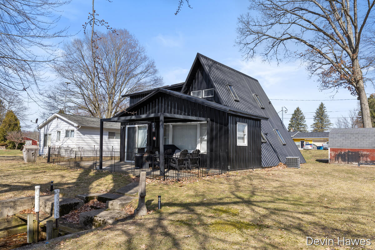 259 Ivason Drive, Stanton, MI, 48888-9216
