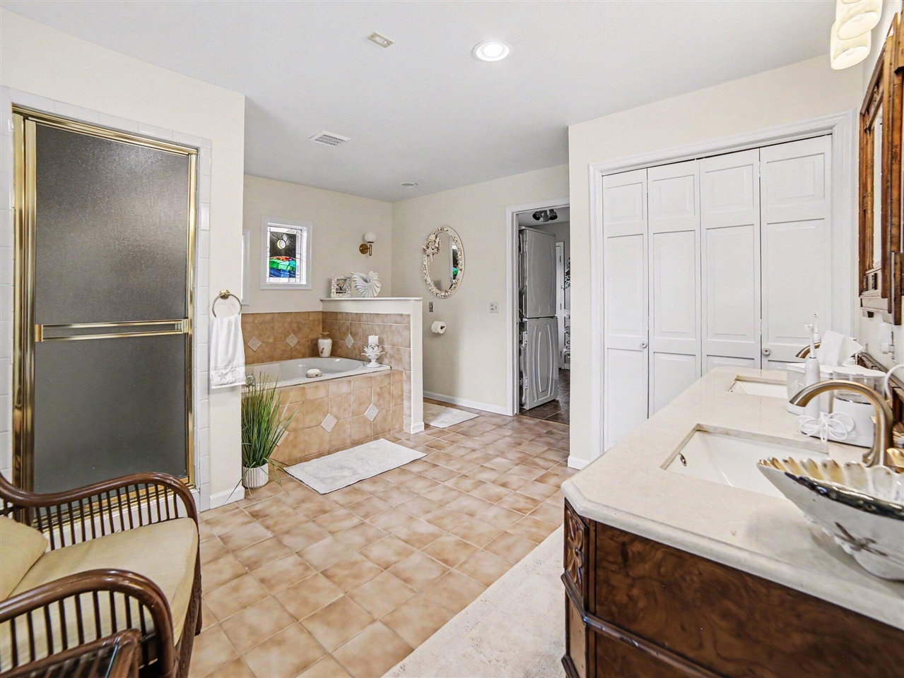 602 W Fruitvale Road, Montague, MI, 49437-9535