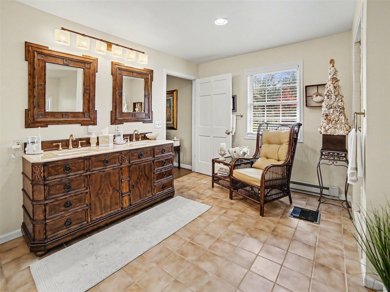 602 W Fruitvale Road, Montague, MI, 49437-9535
