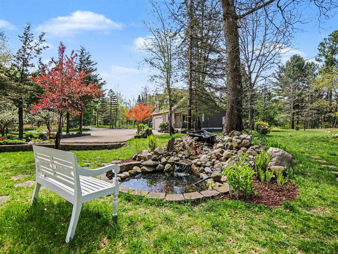 602 W Fruitvale Road, Montague, MI, 49437-9535