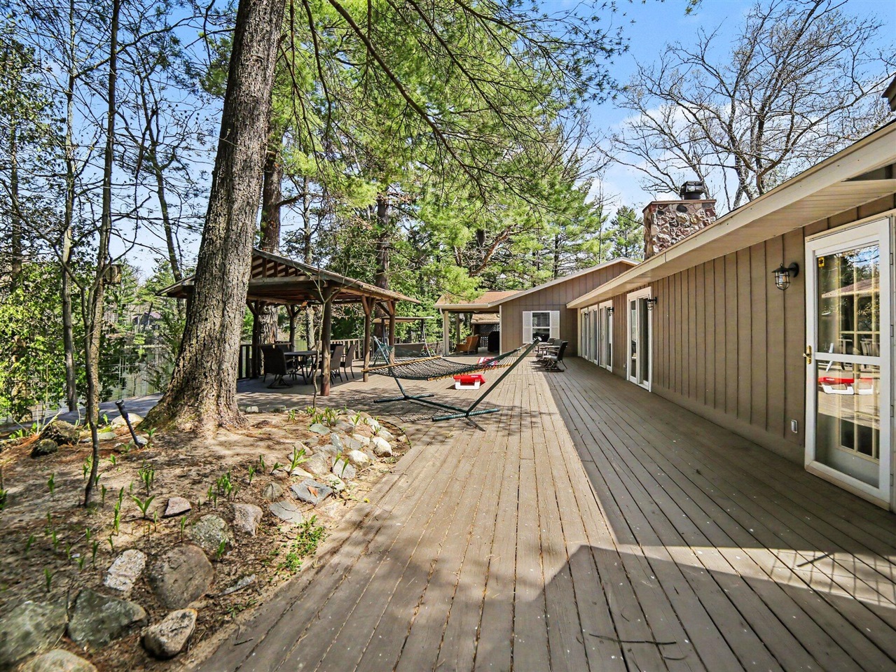 602 W Fruitvale Road, Montague, MI, 49437-9535
