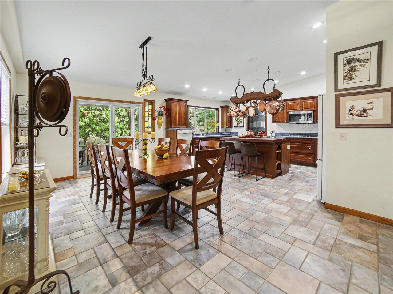 602 W Fruitvale Road, Montague, MI, 49437-9535