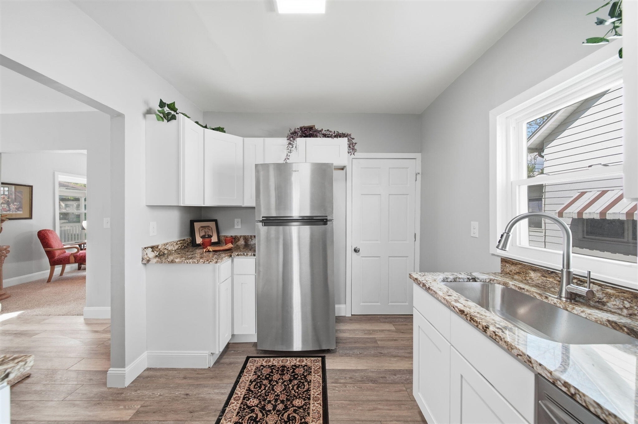 313 E Argyle Street, Jackson, MI, 49202-2326