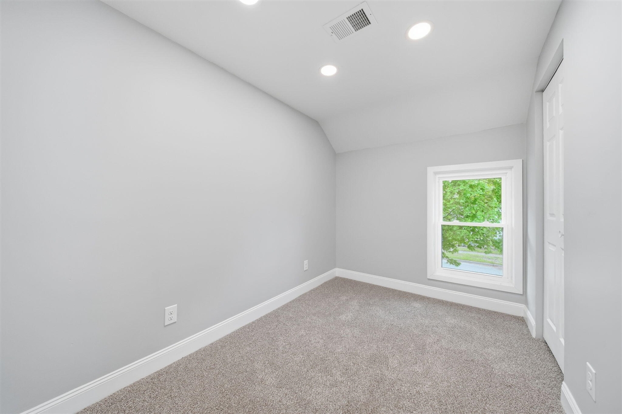 313 E Argyle Street, Jackson, MI, 49202-2326