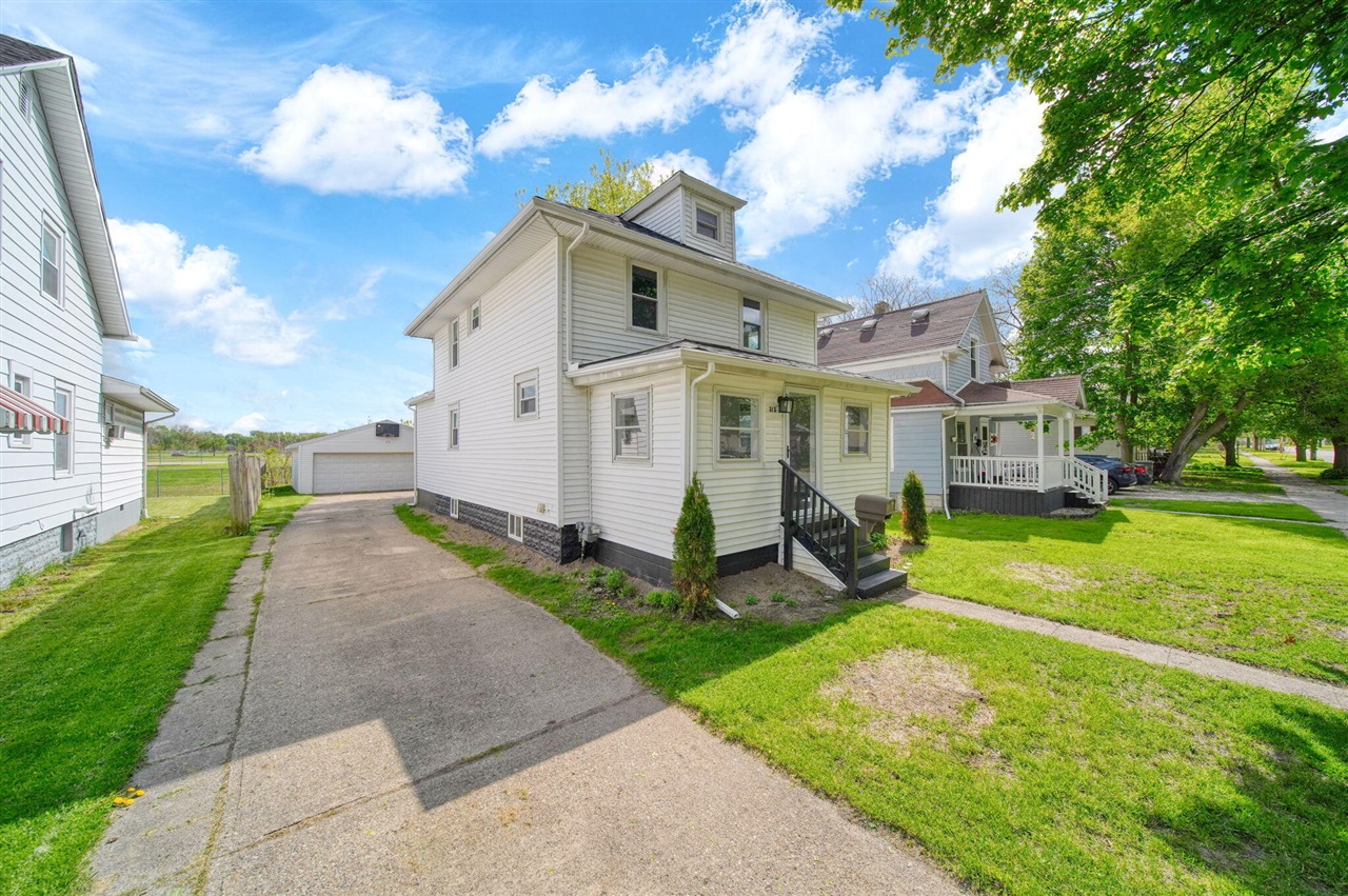 313 E Argyle Street, Jackson, MI, 49202-2326