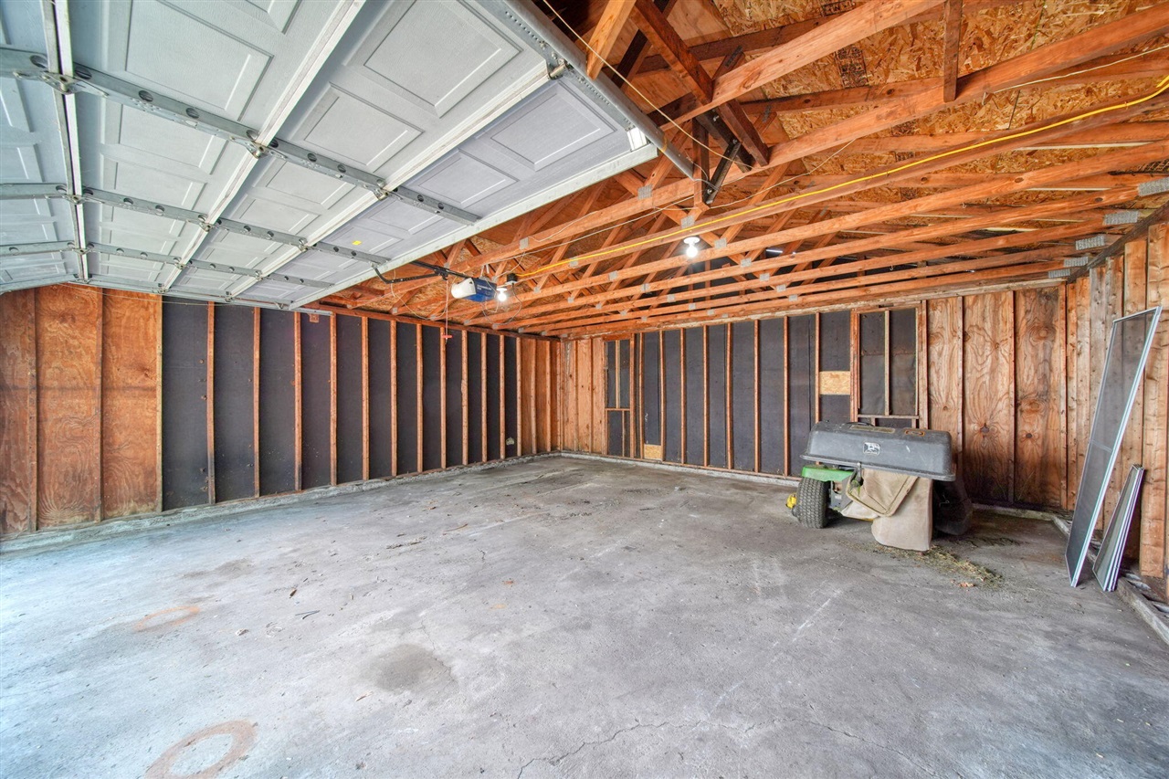 313 E Argyle Street, Jackson, MI, 49202-2326