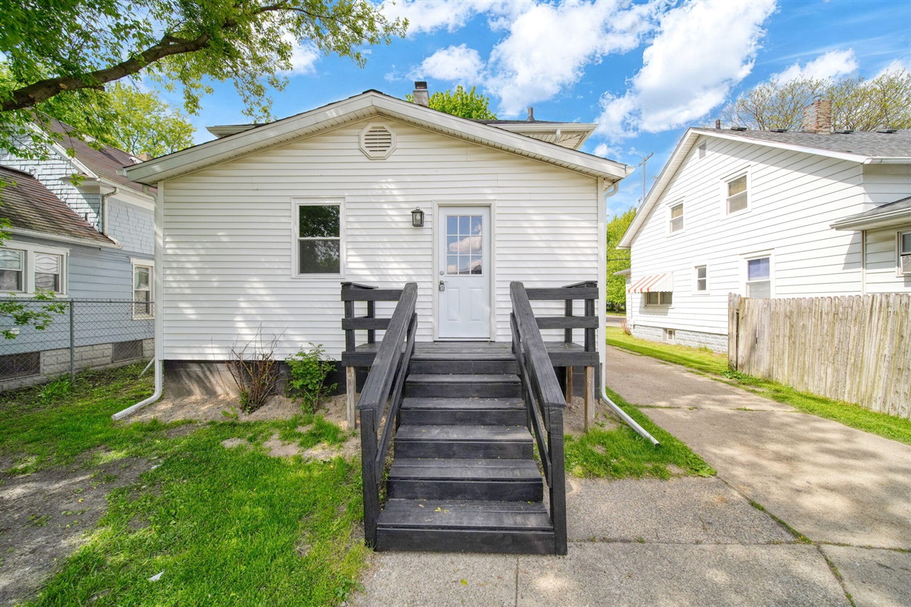 313 E Argyle Street, Jackson, MI, 49202-2326