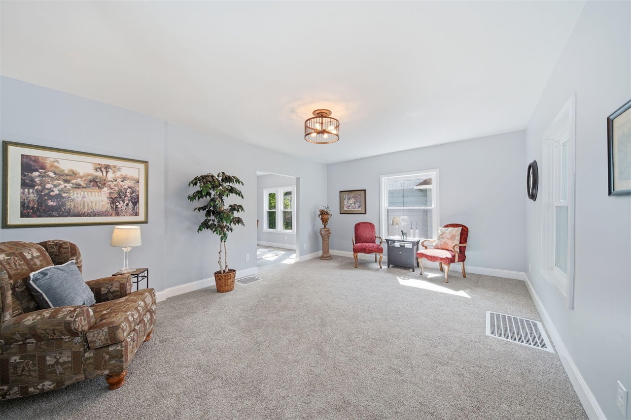 313 E Argyle Street, Jackson, MI, 49202-2326
