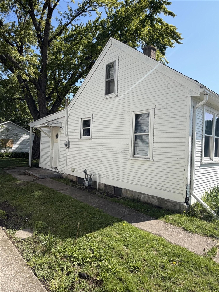705 Columbia Avenue, Saint Joseph, MI, 49085-2407