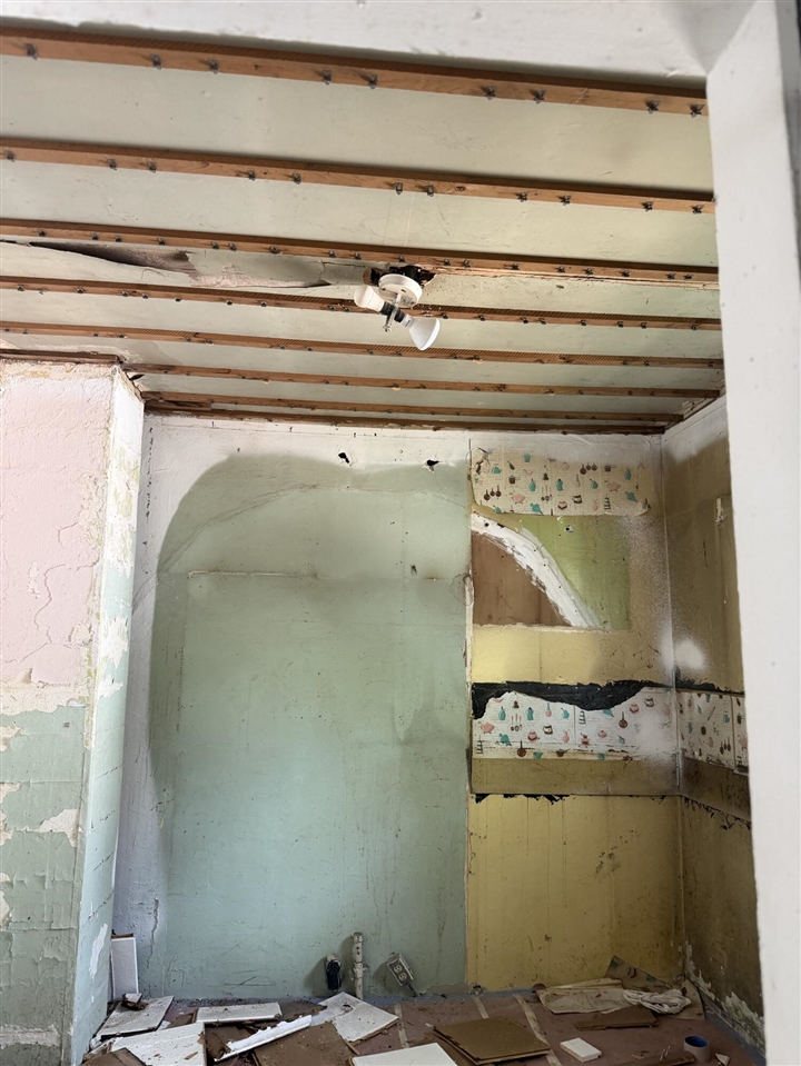 705 Columbia Avenue, Saint Joseph, MI, 49085-2407